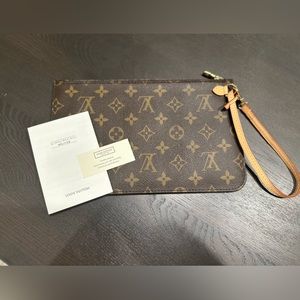 Authentic Louis Vuitton Monogram Neverfull Pouch